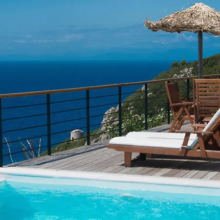 Modern Style Villa Áyios Nikítas