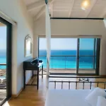 Modern Style Villa