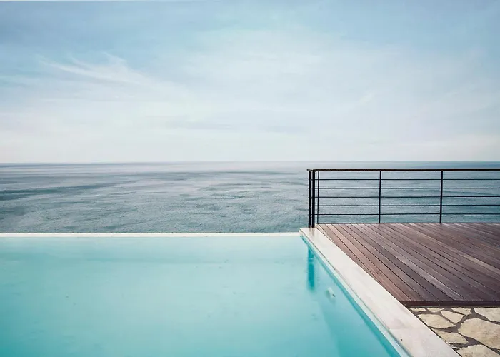 Modern Style Villa Agios Nikitas